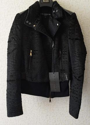 Женская косуха синтезаrmod denim черного цвета.