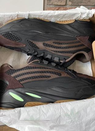 Кроссовки adidas yeezy boost 700 brown black