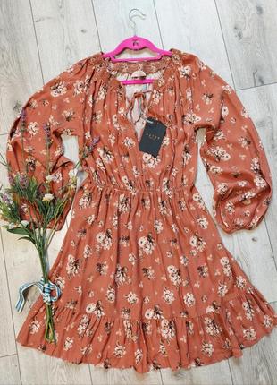 Романтичне плаття в квітковий принт aster textile турецька (розмір 10-12)