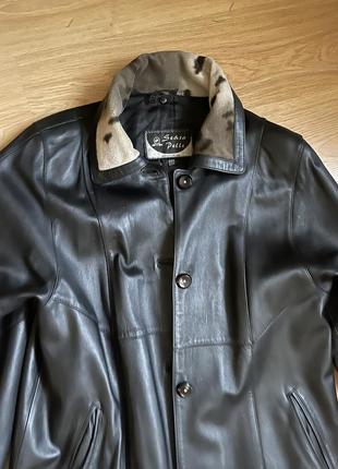 Кожаное черное пальто3 фото