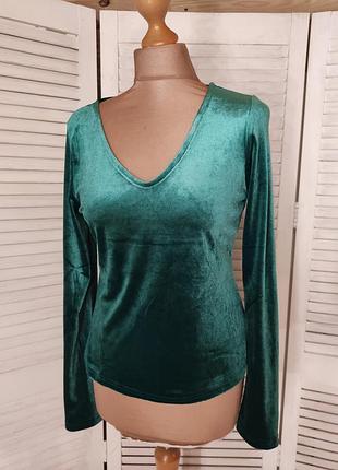 Велюровая  изумрудная кофточка