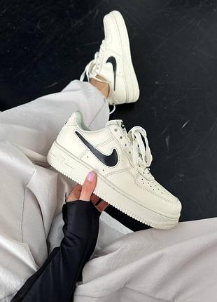 Кроссовки nike air force low cream / black swoosh