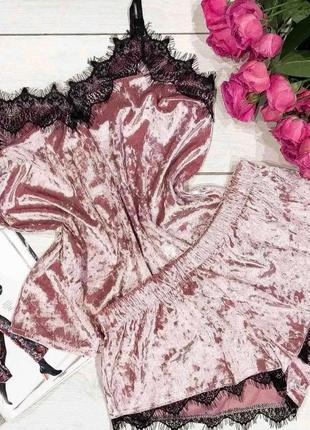 Оксамитова піжама, майка і шорти з мереживом 42-44