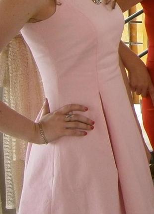 Рожеве нарядне плаття