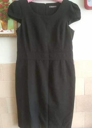 Сукня класика, маленьке чорне плаття р 16