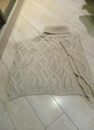 Свитер- жилетка