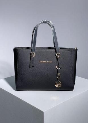 👜 michael kors jet set big black