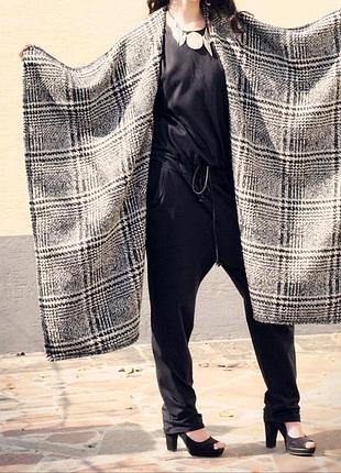 Дизайнерское пальто ручной работы