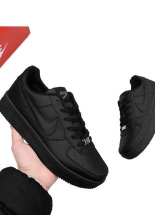 Кожаные классические кроссовки nike air force 1 черные2 фото