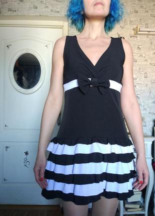 Игривое черно-белое платье jus d' orange