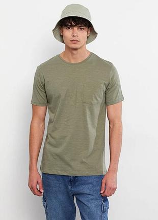 Мужская футболка цвета хаки lc waikiki/лс вайкики с карманом. фирменная турция