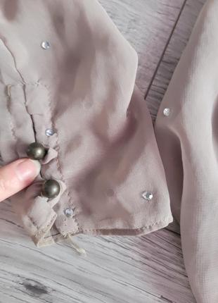 Нюдовая блуза в стразах3 фото