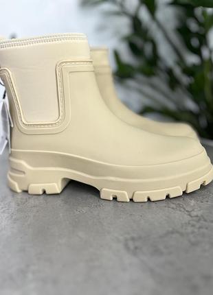 Крутые ботинки zara, очень удобные
