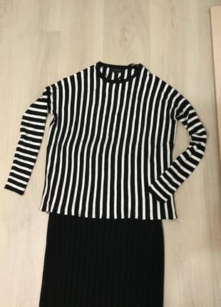 Светр смугастий р м новий