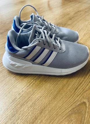 Кросівки adidas