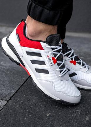 Чоловічі кросівки adidas terrex white red5 фото