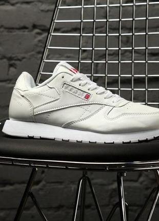 Женские кроссовки reebok classic white 3 / smb