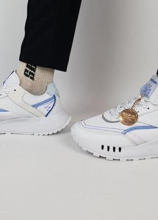 Мужские кроссовки reebok lather classic legacy white blue / smb8 фото
