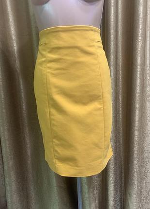 Трендова спідниця олівець h&amp;m красивого яскравого пісочного кольору осінь/весна/літа розмір xs/s