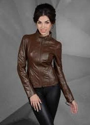 Кожаная куртка размер s натуральная кожа лежанка на стройную девушку
