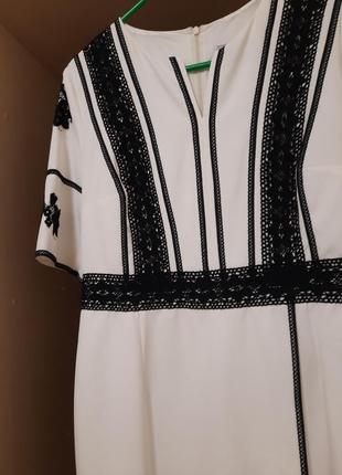 Платье 46 размер 3