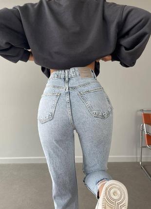Рваные джинсы4 фото