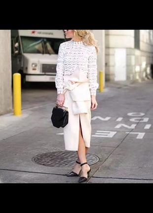 Невероятно красивая блуза в стиле valentino. ажурное вышукане кружево!