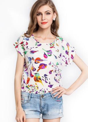 Огромный выбор красивых блуз и рубашек.