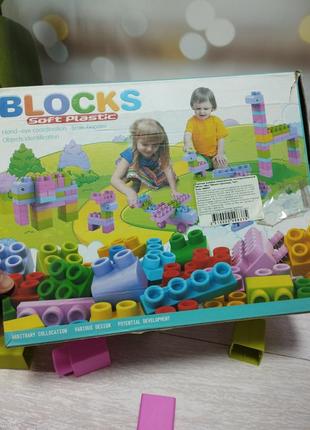 Прорезиненный конструктор blocks 5