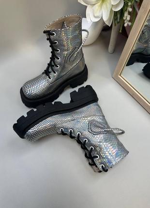 Дизайнерские ботинки с премиум кожи питон металлик хамелеон зима демисезон3 фото