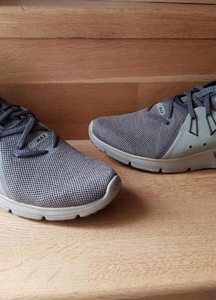 Чоловічі оригінальні кросівки nike air max sequent 3