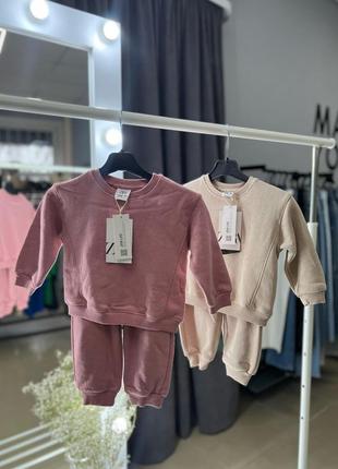 Костюмчики zara для маленьких