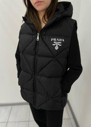 Жилетка prada // жилет прада