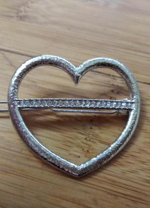 Оригінальний сріблястий шпилька для волосся у формі серця2 фото