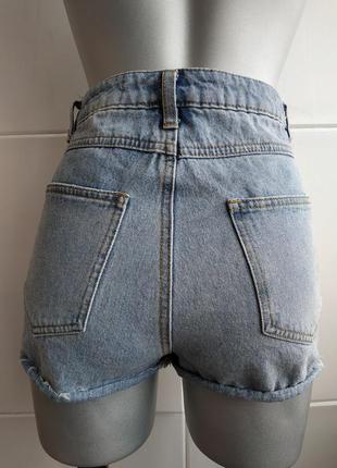 Модные джинсовые шорты denim go с вышивкой красивых цветов.4 фото