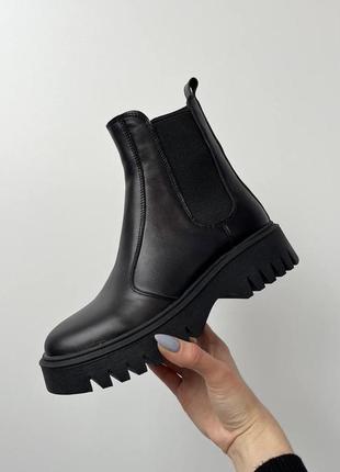 Акция ! женские зимнии ботинки 36, 39