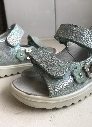 Босоножки superfit 21р.