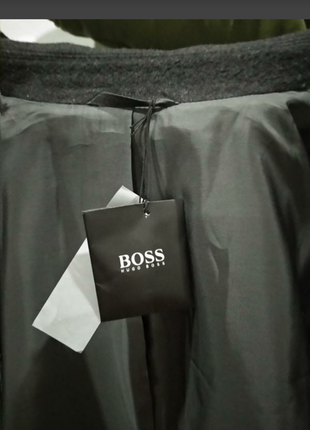 Мужское пальто hugo boss в чехле5 фото