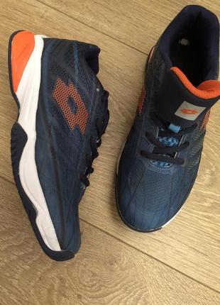 Кроссовки lotto, размер 37, стелька 24 см.