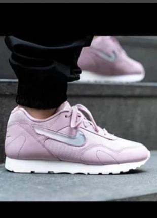 Nike кроссовки 👍
