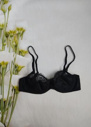 Бюстгальтер