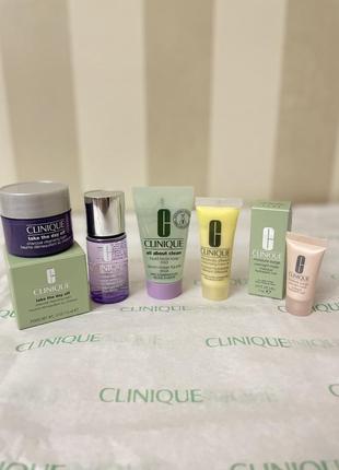 Набір мініатюр від clinique
