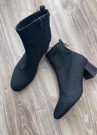 Стильные ботинки