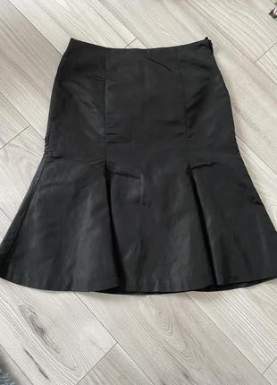 Юбка черная стильная юбка-миди расклешенная с рюшами8 фото