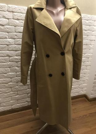 Плащ весняний