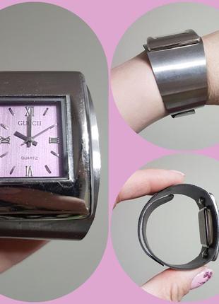 Часы женские наручные на металлическом браслете1 фото