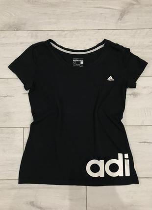 Футболка adidas оригінал xs