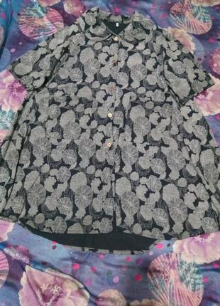 Хлопковое плотное платье на пуговицах