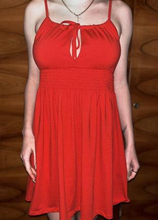 Платье сарафан красное летнее на бретельках мини1 фото