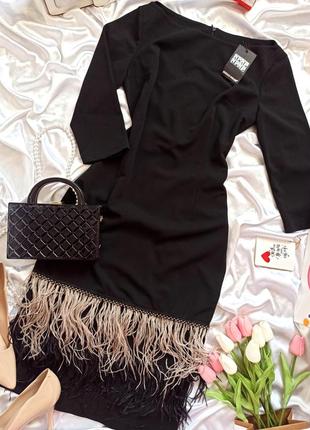 Изысканное черное платье миди со страусиными перьями/ по фигуре / приталенное3 фото